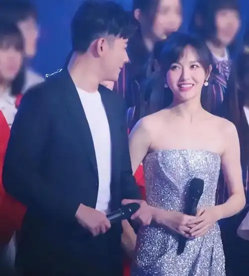 唐嫣:这辈子最正确的决定,就是离开邱泽,嫁给爱我的罗晋