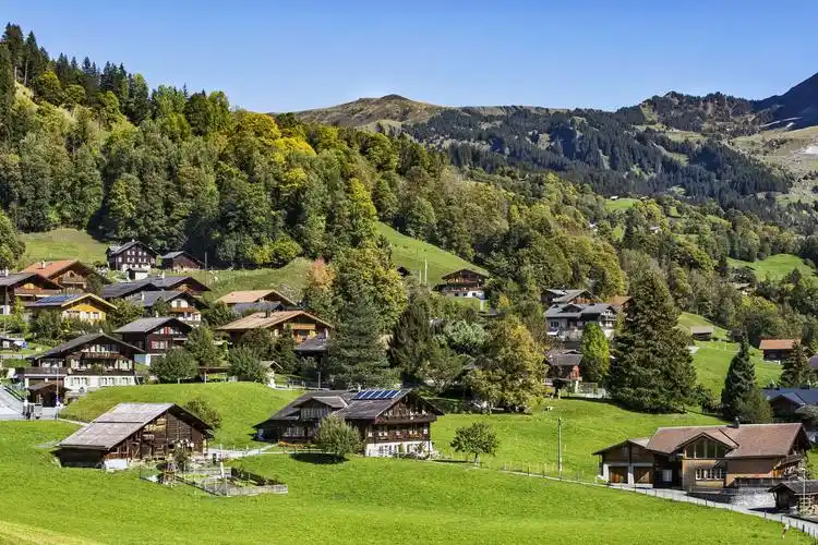 瑞士格林德瓦尔德小镇游记