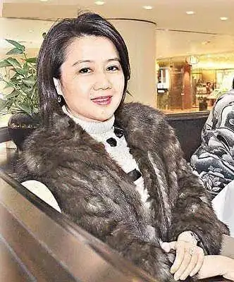 除了赌王大太颜值惊艳外,他其余太太颜值一个不如一个?_黎婉华