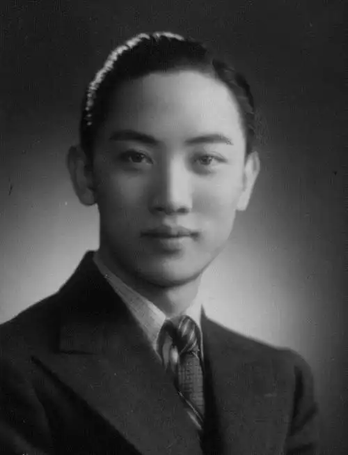 之毛世来四小名旦之宋德珠宋德珠饰《牡丹亭》春香四小名旦剧照集锦