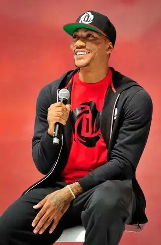 德里克·罗斯无水印壁纸!