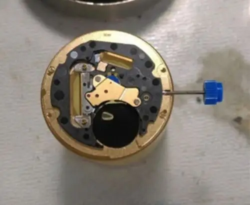不输机械表欣赏一些石英表的机芯