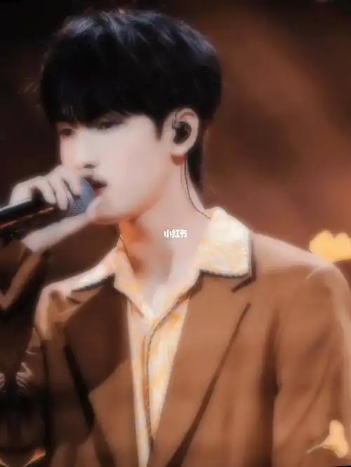 严浩翔黄昏舞台