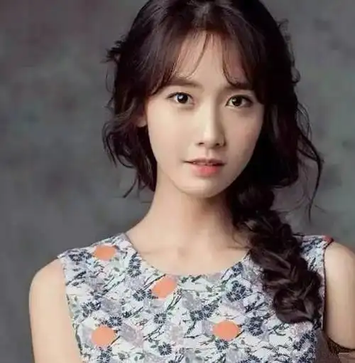 空气刘海长发发型图片空气刘海适合的发型