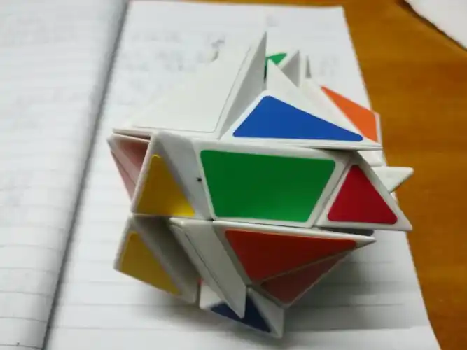 陪伴我成长的玩具——魔方 - 简书