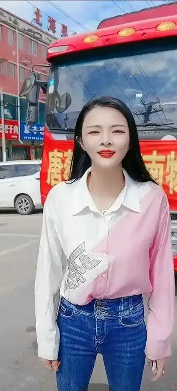 歌手唐薇支援河南灾区,尽自己一份微薄之力|卫辉|河南省_网易订阅