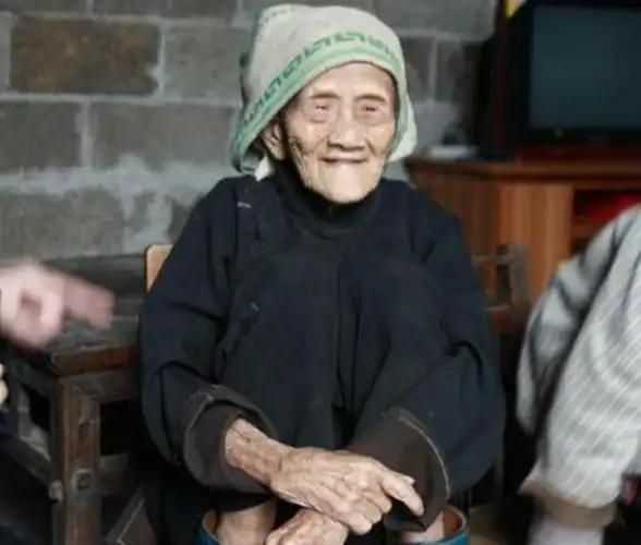 中国第一寿星罗美珍生于清朝,活了128岁,她的长寿秘诀是什么|养生