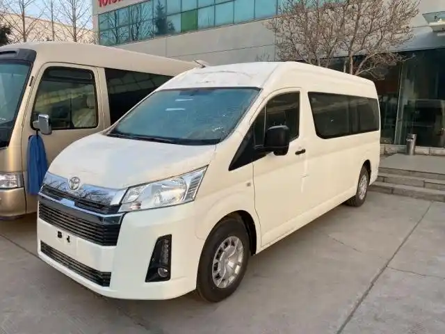 2021款丰田海狮35l底价清库35万起步