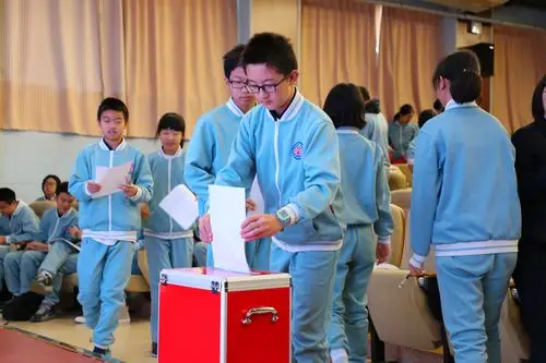 北京八中第36届学生代表大会暨第19届学生团员代表大会圆满闭幕