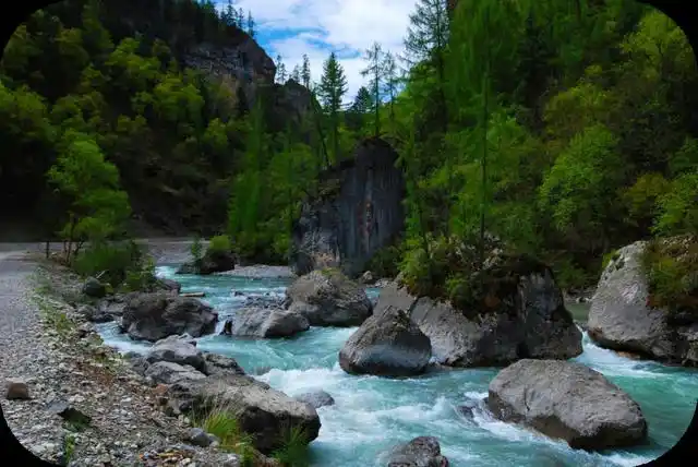 一半是人间烟火,一半是山川湖泊——卓尼县大峪沟旅游攻略