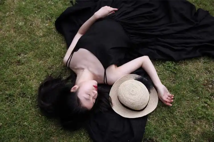 微博:小岚姐姐(超级喜欢的小姐姐) - 堆糖,美图壁纸兴趣社区