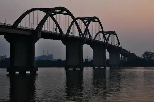 西江大桥日落时分的景色,日前拍于江门横跨荷塘与潮莲之间的西江大桥