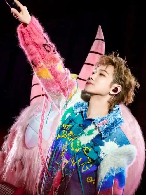 汪苏泷内娱最适合粉色男艺人