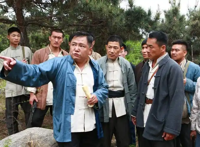 p>《烽火双雄》是金良言执导的一部抗战题材的电视剧,由 a href="#"