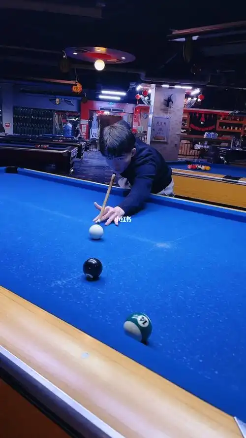 记录一下生活!有会打台球的嘛?#兵哥哥  #台球是一种生活  #打台球