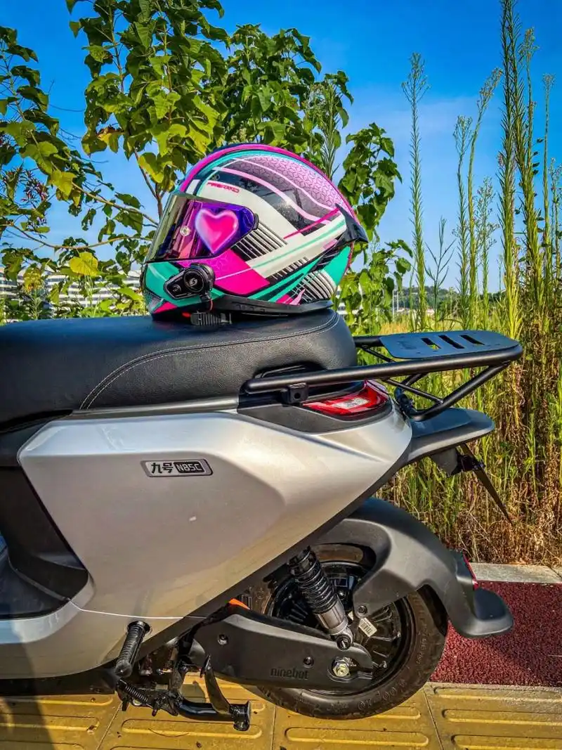 智能九号电动车n85c n85c用72v23a电池续航能力70-80公里,轻松应对