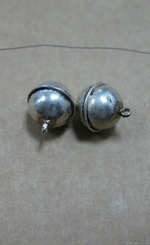 33元秒杀:精致的小银铃1对