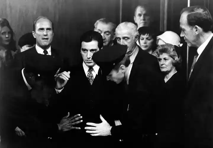 《教父》中的意大利黑手党现实是怎样的?