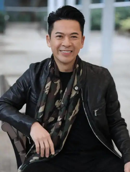 郭政鸿重返tvb荧幕自曝出演家族荣耀受欢迎商演戏约不断