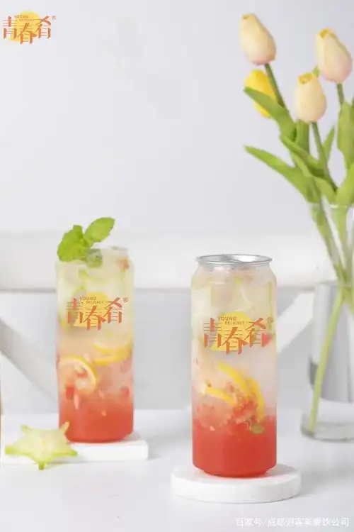 新式茶饮作为茶饮市场的新时代产物,让茶饮经过几十年的发展从而步入