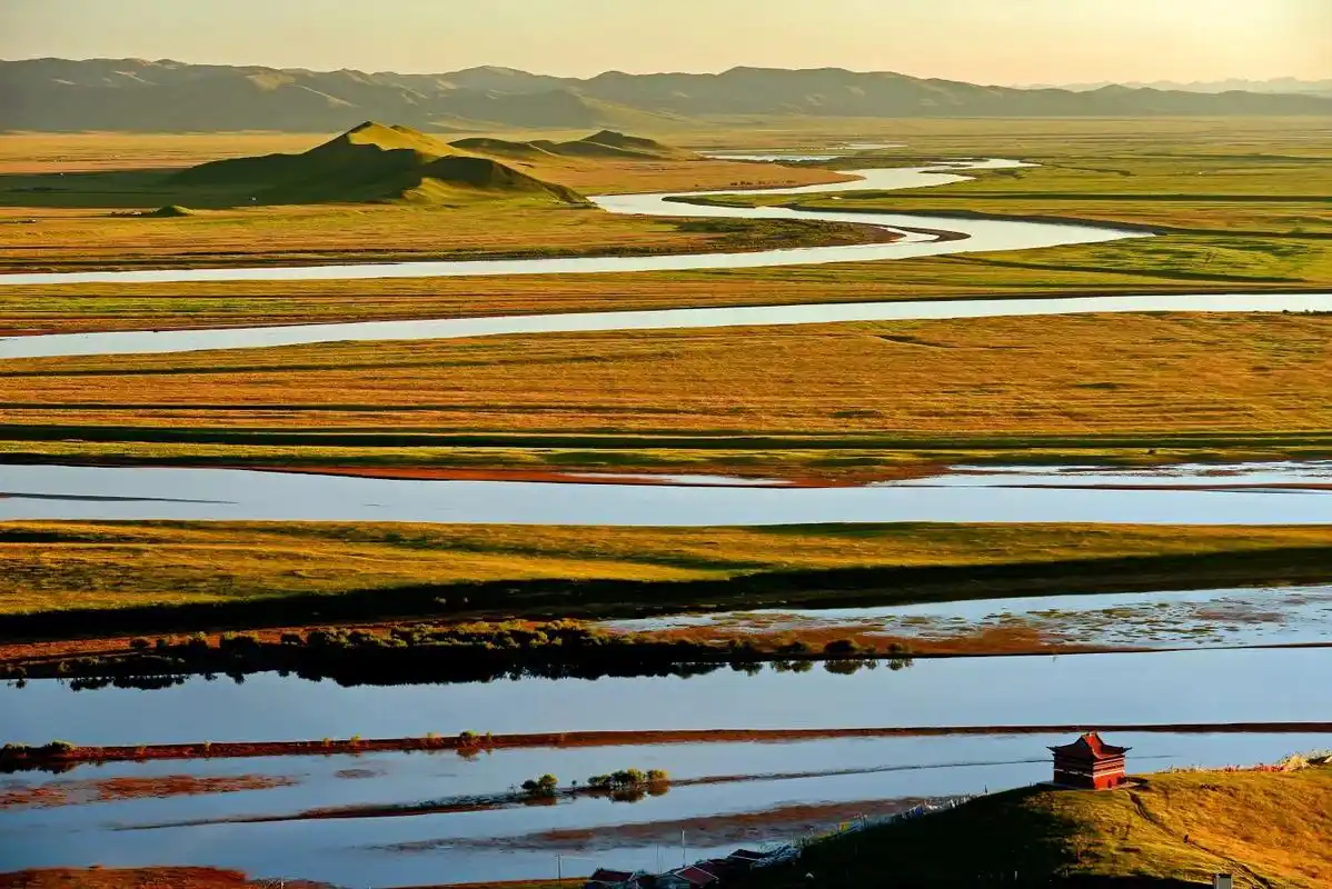 若尔盖黄河九曲第一湾#海鹰#原创摄影作品#户外拍摄  - 抖音