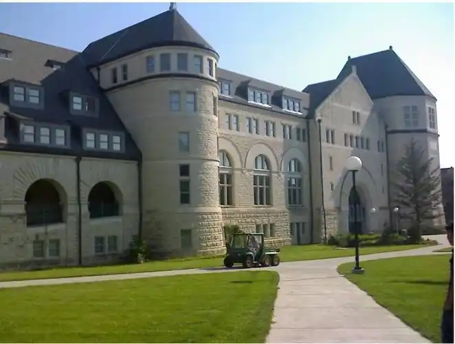 美国福特海斯州立大学好不好学术学校和住宿环境介绍