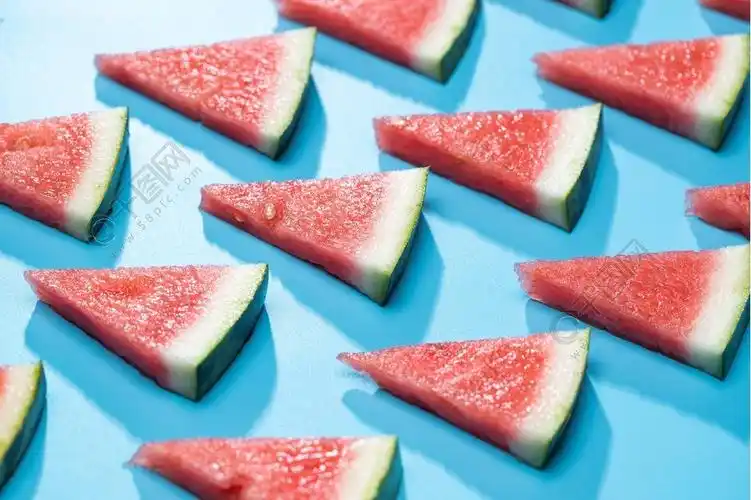 三角形西瓜切块排列水果/蔬菜免费下载_jpg格式_5472像素_编号