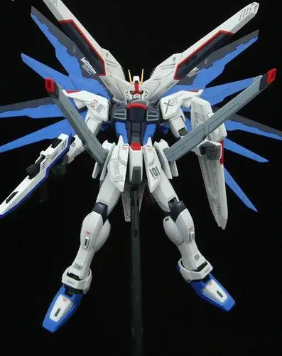 现货龙桃子 mg高达模型 强袭自由 改 1/100 带托架 拼装 模型