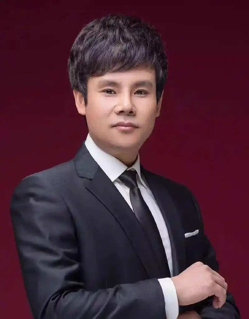 歌唱家杨阳因病英年早逝,中国十大男高音之一,能唱hic十三秒