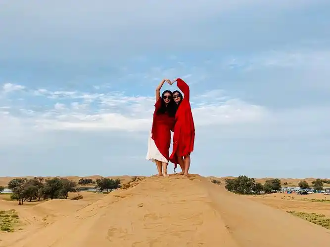 中秋腾格里沙漠三天五湖连穿之旅