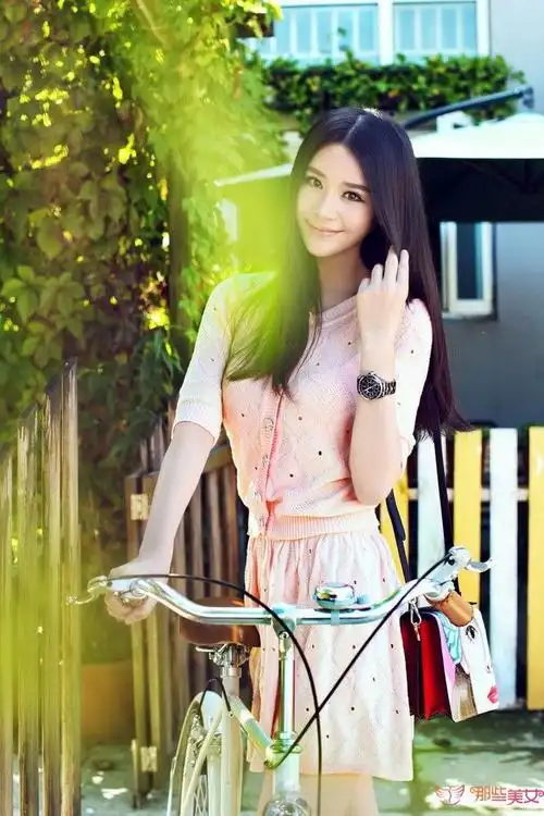 邱璐璠,中国内地女模特,演员,1987年10月8日出生于江西九江.