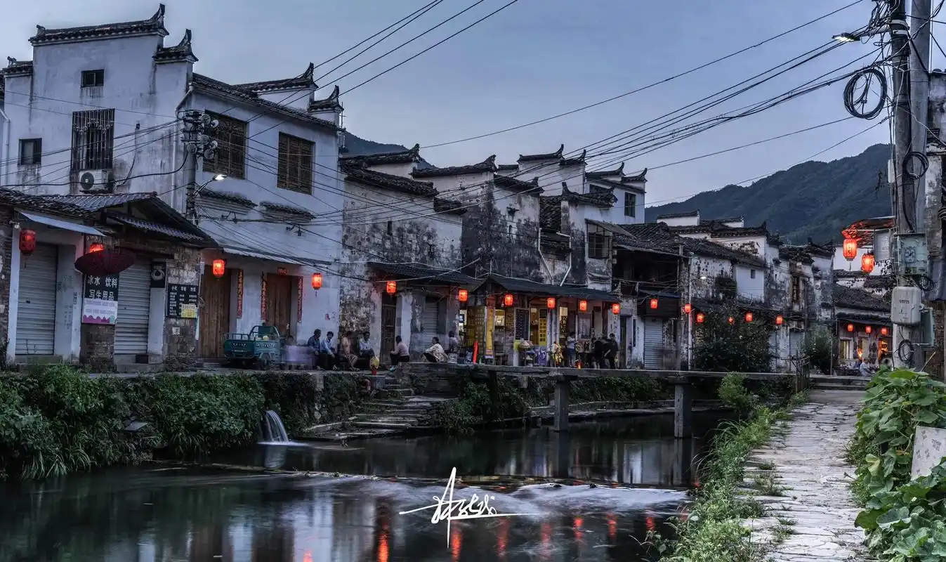 "青砖黛瓦马头墙."|婺源理坑写生随拍.#古村落风景 #旅行 - 抖音