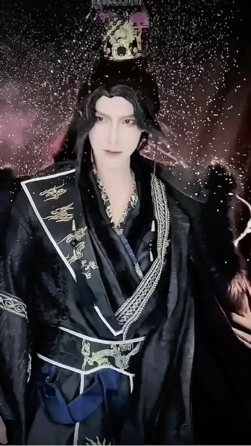 踏仙帝君墨燃墨微雨,请教师尊高招