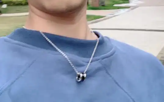 别致的宝格丽男士项链,给你别致的魅力