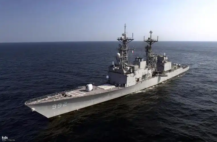 首先装备于美国海军  dd 963斯普鲁恩斯级导弹驱逐舰