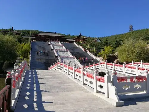 这上面还应当属于太平禅寺的领域