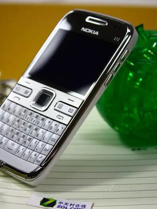 诺基亚 e72