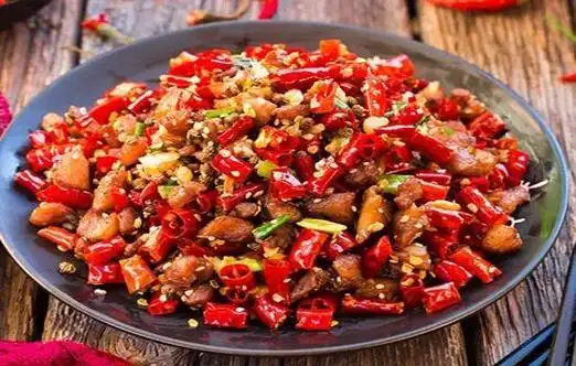 各种流派层出不穷,在世界上都享有美誉,其中川菜就是比较经典的一种