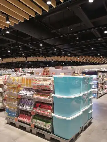 盘龙城店09档百货用品陈列图