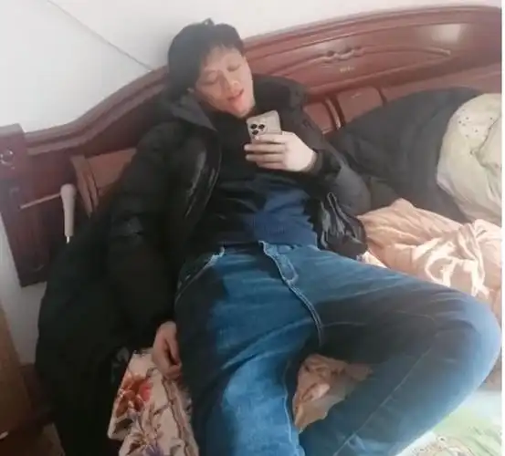 躺平对于很多人来说并不是那么容易,毕竟需要生活下