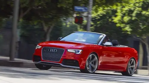 奥迪敞篷车四座(奥迪跑车4人座敞篷)