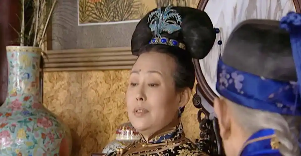 原创康熙王朝赫舍里难产时因为孝庄的一句话直接丢掉了性命