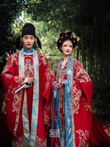 新品优惠券260元出租倒叙2022年新款唐制汉服婚服大