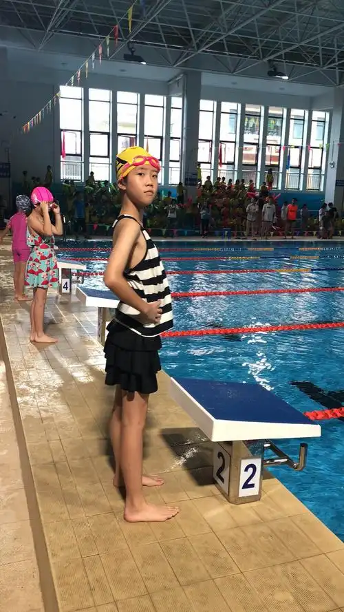 新会尚雅学校第一届三6班游泳比赛