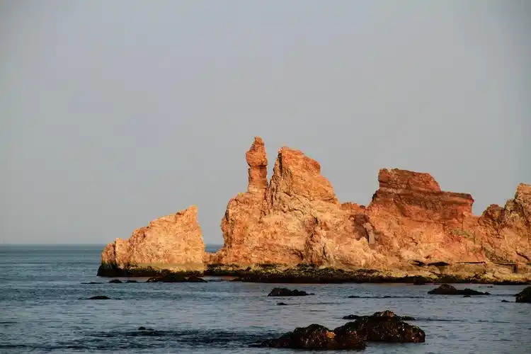 长岛望夫礁图片