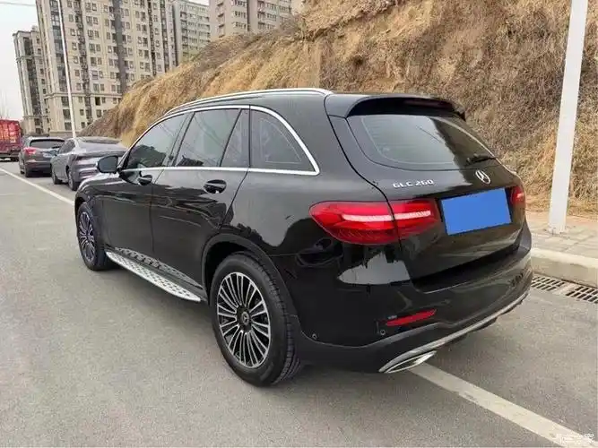 最新到店18款奔驰glc260四驱动感一手10万公里自