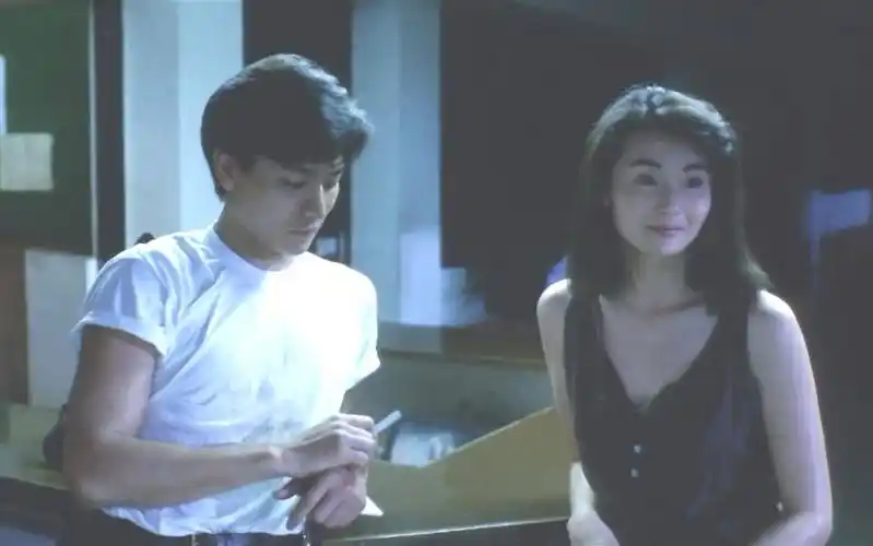 《旺角卡门》:刘德华张曼玉的"颜值巅峰",张学友表情包的由来