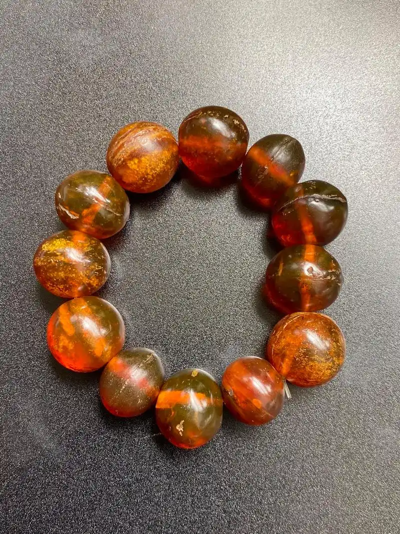 创汇时期抚顺琥珀手串