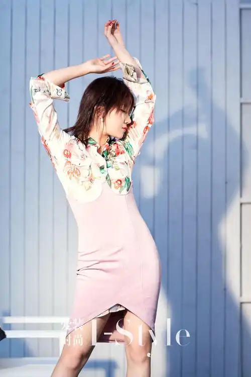 高冷girl菅纫姿竟然是个会穿爱吃才艺精通的宝藏女孩!