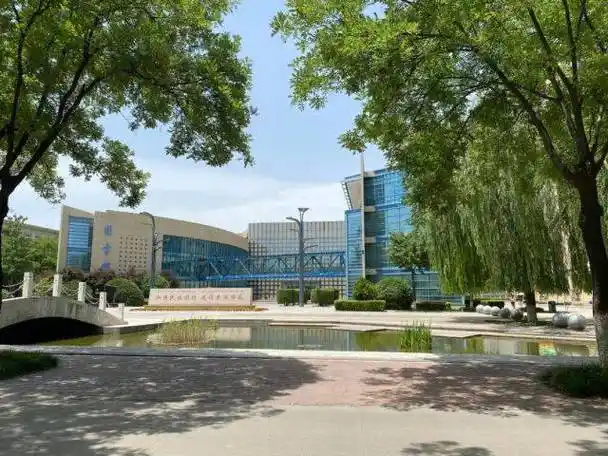 西藏民族大学好不好?"超人"辅导员,从入学到毕业,全程助力!